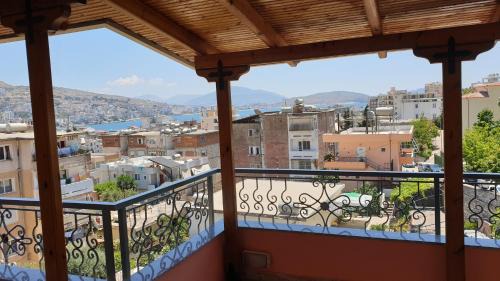 Qender Casa | Villa Mel