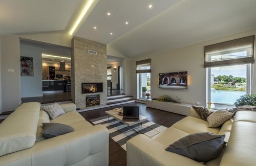 Selina Villa | Villa Meli