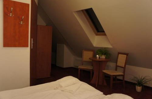 Rewal Cama Y Desayuno | Villa Melody