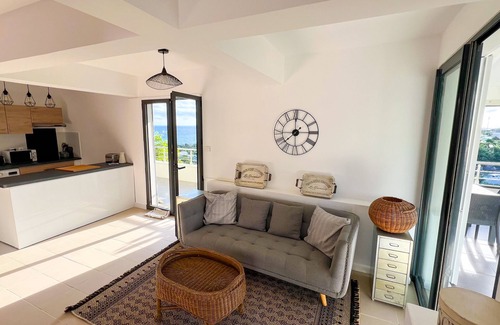 Oyster Pond Apartamento | Villa Magic! Stunning Ocean Views - Pool - Starlink Internet