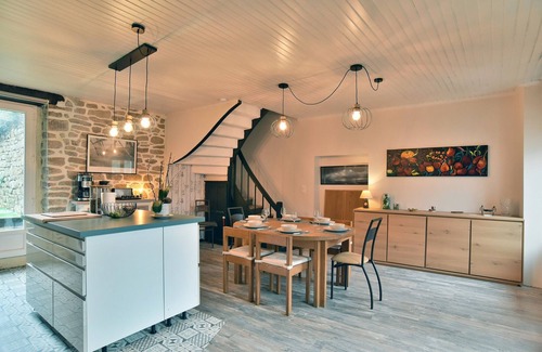 Quevert Casa | Villa Mi-Syl- Jolie maison en pierre à Quévert