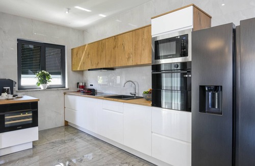 Stankovici Villa | Villa Mi - Villa with four bedrooms and swimming pool