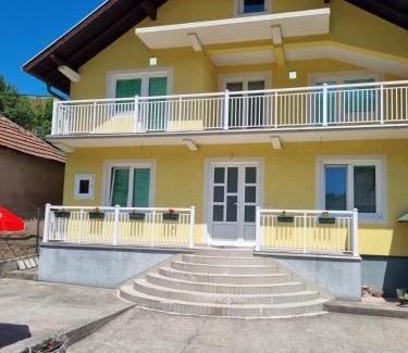 Central Serbia Apartamento | VILLA MILA