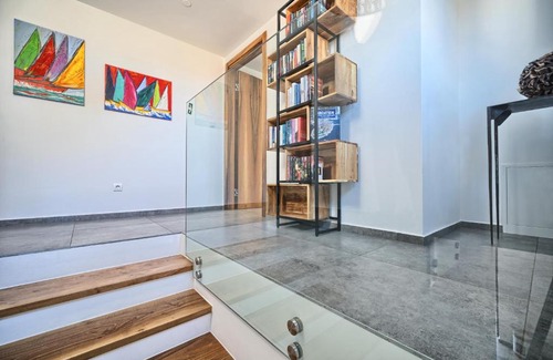 Slatine Apartamento | Villa Ming - pool, sea-view and peace