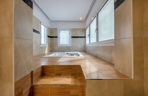 Dikaio Villa | Villa Miniera