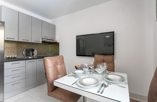 Mejasi Apartamento | Amazing Apartment Mira with private pool