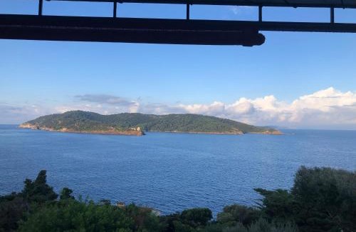 Ile du Levant Cama Y Desayuno | Villa Mirabel