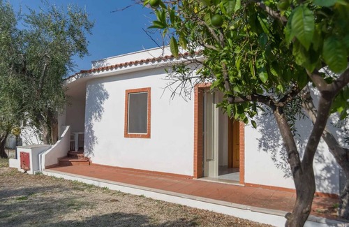 Mattinata Villa | Villa individual 6 plazas con 2 dormitorios a 10 metros del mar del Gargano.