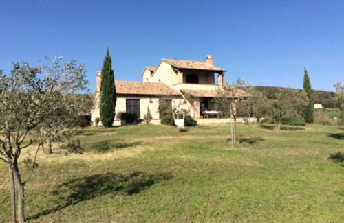 Amelia Casa | Villa Miranda