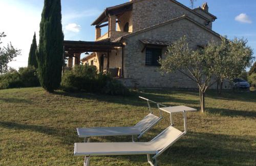 Amelia Casa | Villa Miranda