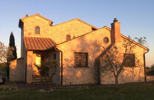 Amelia Casa | Villa Miranda