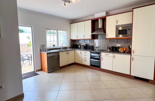 Mato Serrao Casa | Villa Mirante with sea view and heated pool