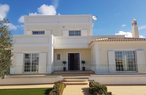 Mato Serrao Casa | Villa Mirante with sea view and heated pool