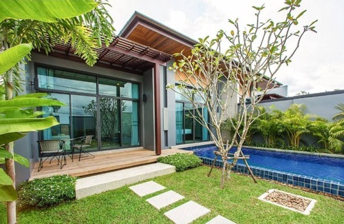 Pa Klok Villa | Villa Miriama Tropiclook