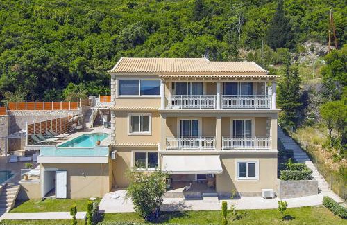 Dafnata Villa | Villa Monastiri