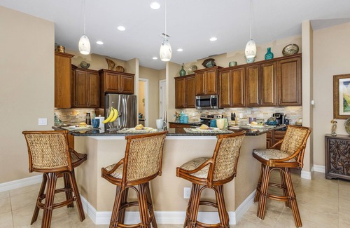 Burnt Store Villa | Villa Monticello - Cape Coral Luxury Waterfront Home 3 Bed 3 Bath Heated Pool