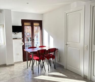 Baga Apartamento | Villa Montserrat