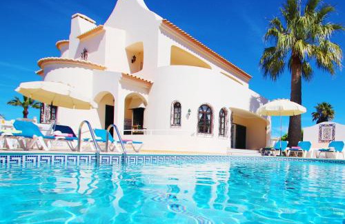 Gale Villa | Villa Morais by Algarve Vacation