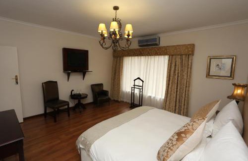 Windhoek Casa | Villa Moringa Guesthouse