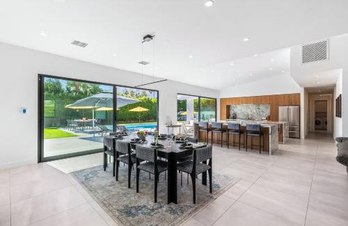 Vista Las Palmas Casa | Villa Moscotto by ACME House Company