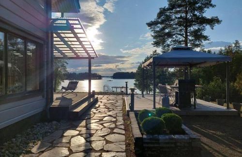 Tiainen Villa | Villa Mustalahti