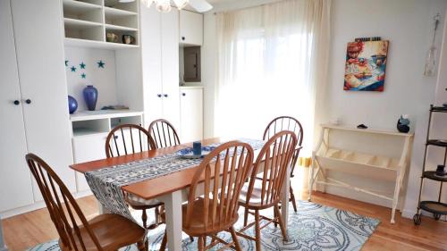 Village Green Casa | Villa Napoli