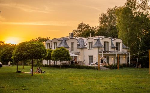 gmina Rzasnik Apartamento | Villa Narew by Golden Apartments