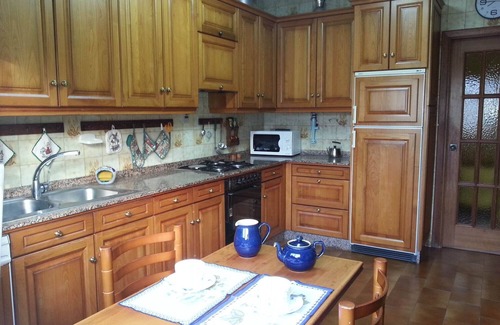 Camposeiras Casa | Chalet cerca de la playa, con piscina, gran jardín y barbacoa.