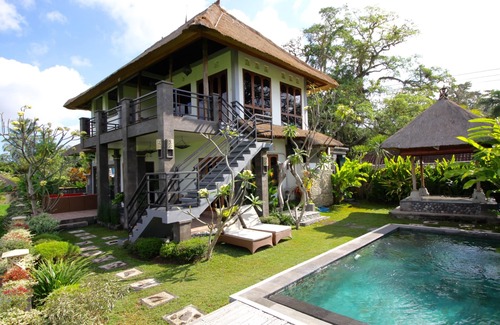 Sambahan Villa | Villa cerca de Ubud, vista panorámica de los campos de arroz y el volcán
