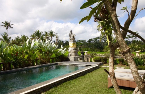 Sambahan Villa | Villa cerca de Ubud, vista panorámica de los campos de arroz y el volcán
