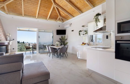 Tsoukaladhes Villa | "Villa Nefeli" con vistas al mar, piscina privada y Wi-Fi