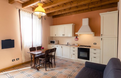 Colognola ai Colli Cama Y Desayuno | Villa Nichesola