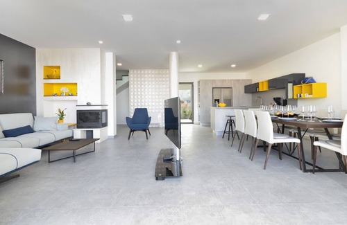 Veliko Brdo Villa | Villa Ninona with Heated Pool
