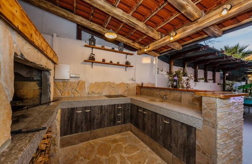 Okrug Villa | Villa Nora (piscina climatizada y aire acondicionado en cada habitación) isla Ciovo Trogir