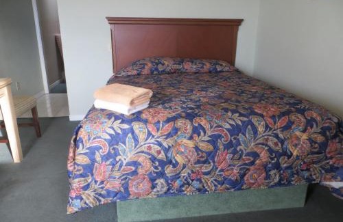 Wasaga Beach Hotel | Villa Nova Motel