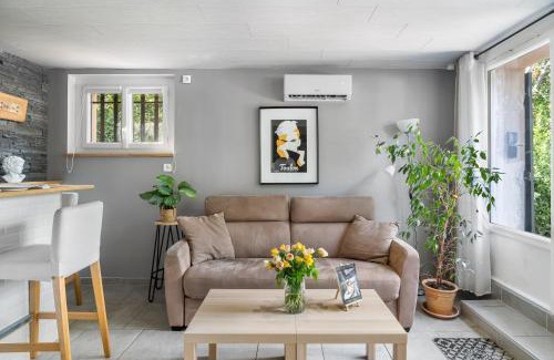 Cuers Apartamento | Villa Nui