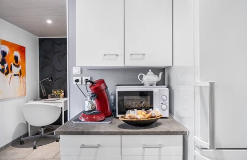 Cuers Apartamento | Villa Nui Guest House