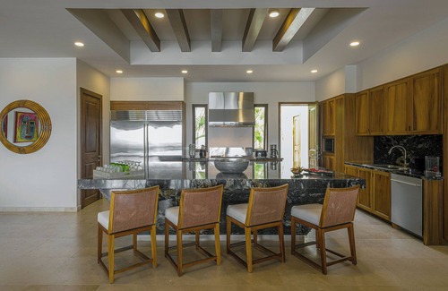 San Jose del Cabo Casa | Private 6BR Villa, exclusive paddle course, one single level, and luxe amenities