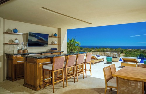 San Jose del Cabo Casa | Private 6BR Villa, exclusive paddle course, one single level, and luxe amenities
