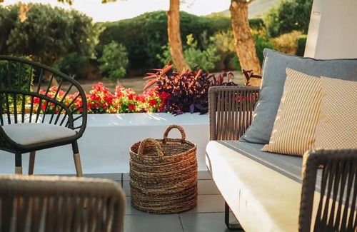 Saronikos Villa | Villa Oasis Lagonisi with garden and Large Pool