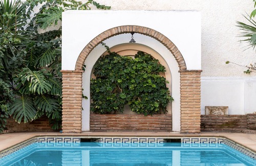 Fuengirola Villa | Villa 'Oasis' con piscina privada, Wi-Fi y aire acondicionado