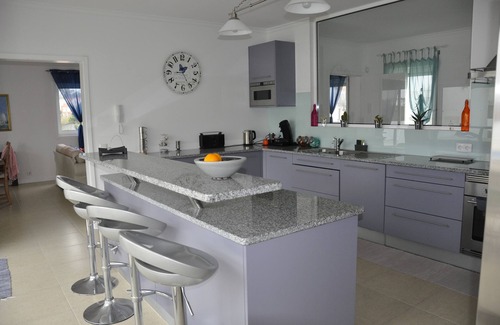 Sao Jacinto Villa | Villa de 300m2 con piscina climatizada.