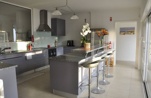 Sao Jacinto Villa | Villa de 300m2 con piscina climatizada.