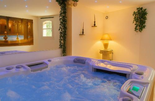 Vals-les-Bains Casa | Villa Ohna - Gîte Romantique avec Spa Privé