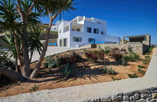 Naousa Villa | Villa Okyalos - Purely Greek