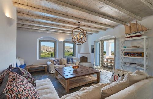 Naousa Villa | Villa Okyalos - Purely Greek
