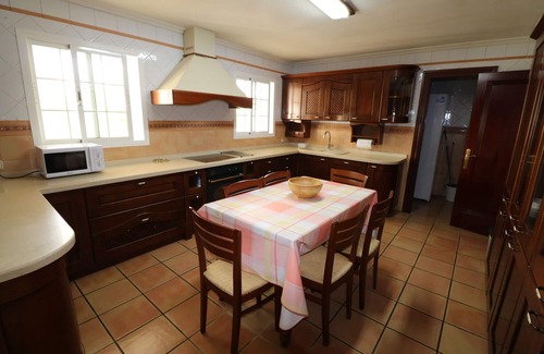 Torremolinos Villa | Villa Olga. Gran villa con piscina en Torremolinos