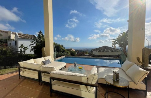 Istan Villa | Villa Olga MARBELLA- GOLDEN MILE -Breathtaking SEA VIEW- PRIVATE POOL