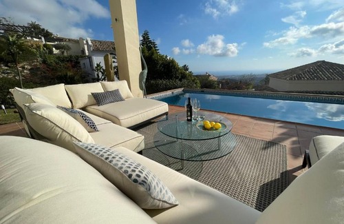 Istan Villa | Villa Olga MARBELLA- GOLDEN MILE -Breathtaking SEA VIEW- PRIVATE POOL