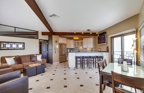 San Diego Condominio | Villa on the Bay | Steps to Bay, Ocean & Mission Beach